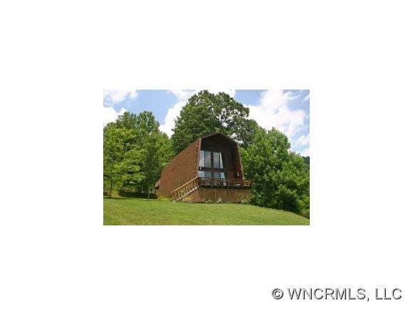 182 Dahlia Lane, Waynesville, NC 28785