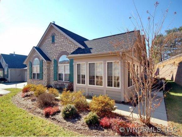 68 Mountain Meadow Circle, Weaverville, NC 28787