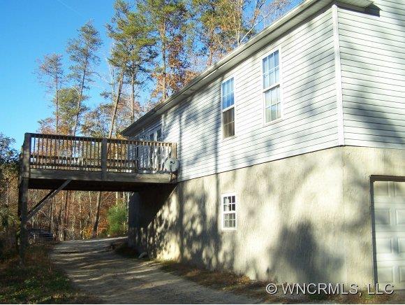 429 Island Creek Rd., Lake Lure, NC 28746