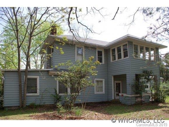 216 Fleming Street, Hendersonville, NC 28739