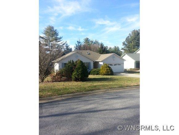 70 Forest Lake Drive, Asheville, NC 28803