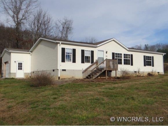 16 Lynn Estates Road, Hendersonville, NC 28792