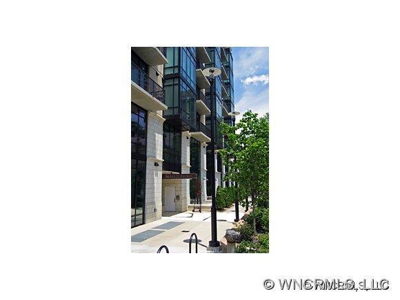 60 North Market St., #311, Asheville, NC 28801