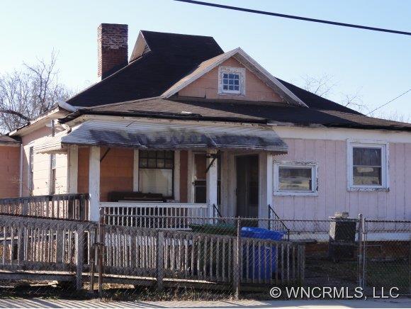 81 E Chestnut St., Asheville, NC 28801