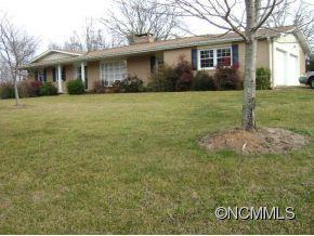 117 Allenwood Circle, Dana, NC 28724