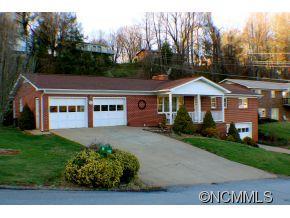 67 Laurel Circle, Waynesville, NC 28786