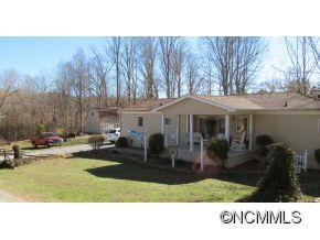155&143 Autumn Hills Dr, Hendersonville, NC 28739