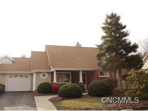 1018 Saddlebrook Drive, Hendersonville, NC 28739