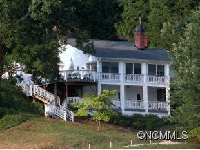 304 Snug Harbor Cir., Lake Lure, NC 28746