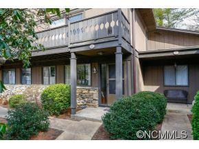 88 Laurelwood Circle W. Unit 11, Hendersonville, NC 28791