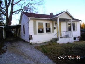 138 West Ln., Brevard, NC 28712