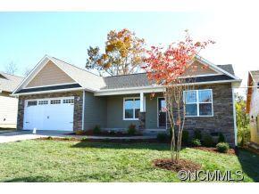 77 Weaver Village Way, Weaverville, NC 28787