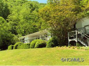 17 Cattail Dr., Dillsboro, NC 28725