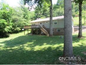 223 Rolling Green Dr., Sylva, NC 28779