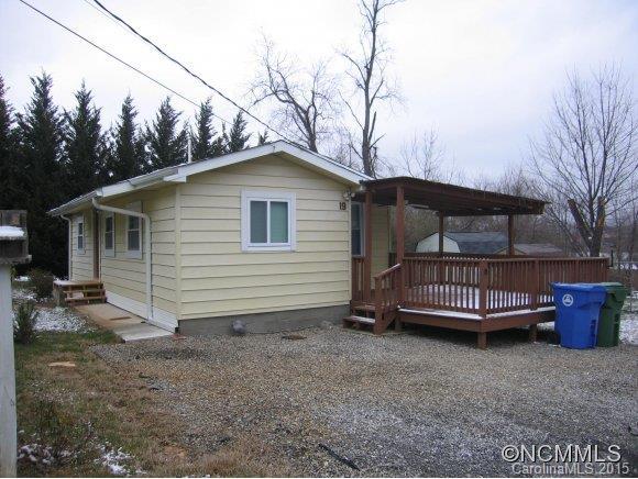 19 West Chapel Circle, Asheville, NC 28803
