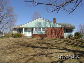 51 Sand Hill School Rd., Asheville, NC 28806