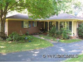 269 Foxcroft Dr., Asheville, NC 28806