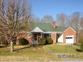 62 Grandview Road, Asheville, NC 28806