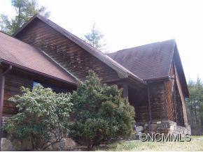 42 Oak Knoll Road, Burnsville, NC 28714