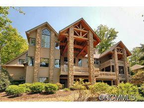 44 Falls Ln., Hendersonville, NC 28739