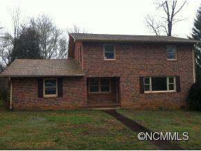 154 White Oak Ln., Brevard, NC 28712