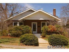 531 3rd Ave W, Hendersonville, NC 28739