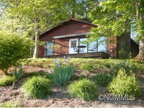 4055 State Hwy 80 South, Burnsville, NC 28714