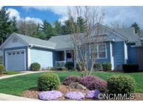 255 Charlestown Dr., Hendersonville, NC 28792