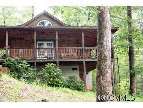 1 Falls Cabin Road, Hendersonville, NC 28739