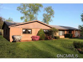 6 Green Valley Court, Asheville, NC 28806