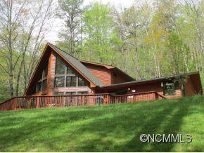 55 Little Bear Rd., Bryson City, NC 28713