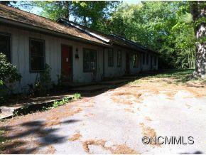 1239 North Main Street, Hendersonville, NC 28792