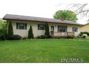 301 Nicholson Creek Rd, Brevard, NC 28712