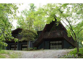 989 Old Ccc Rd, Hendersonville, NC 28739