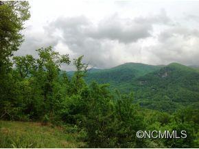 24 Autumn View Drive, Bat Cave, NC 28735