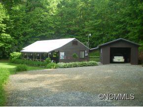 409 Little Cove Rd, Sylva, NC 28779