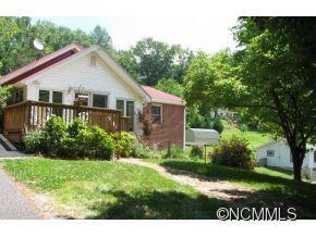 141 W Hall Heights, Sylva, NC 28779