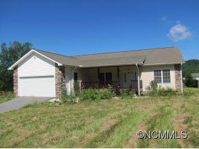 42 Bent Laurel Court, Edneyville, NC 28792