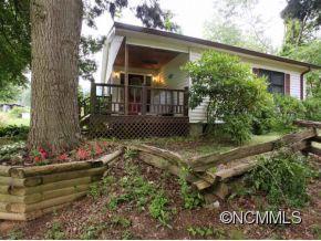 406 Christian Creek Rd., Swannanoa, NC 28778