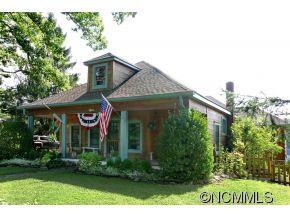 104 Enthoffer St., Black Mountain, NC 28711