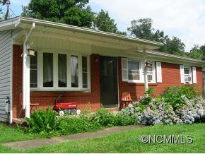 50 Goldmont St., Black Mountain, NC 28711