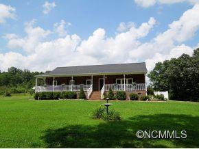 208 Woodview Dr, Rutherfordton, NC 28139