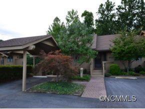 605 Red Oak Drive, Hendersonville, NC 28791