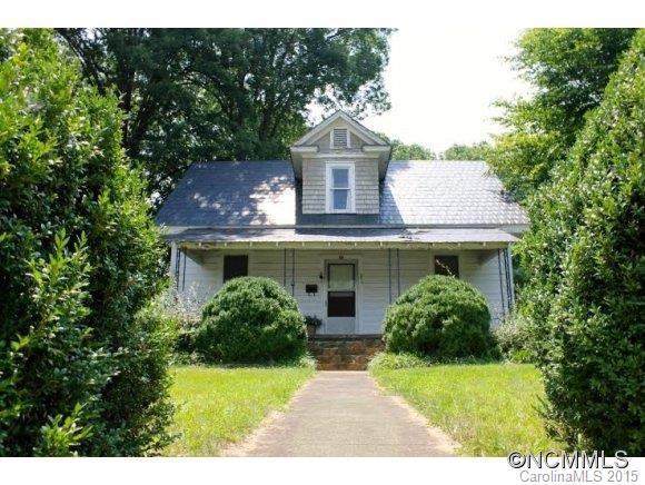 274 Carolina Avenue, Brevard, NC 28712