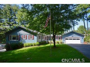 201 Merriwood Lane, Hendersonville, NC 28791