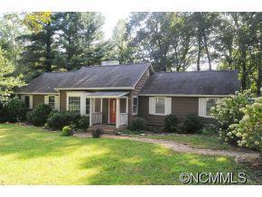 725 Maybank Drive, Hendersonville, NC 28739