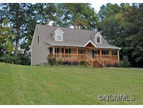 81 Emma Dr, Waynesville, NC 28786