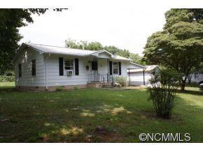 59 Simms St., Columbus, NC 28722