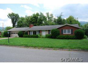 85 Lowell St, Waynesville, NC 28786