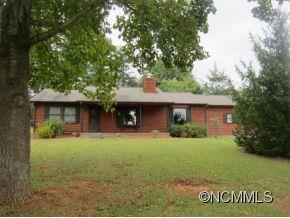 10 Fox Meadow, Columbus, NC 28782